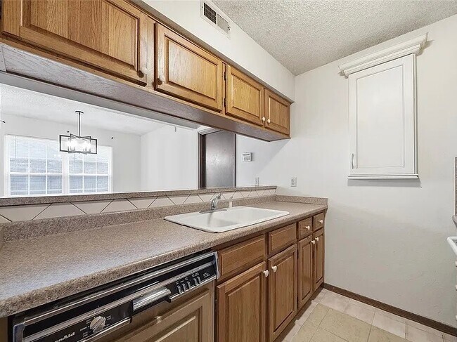 Building Photo - 6738 S 78th E Ave