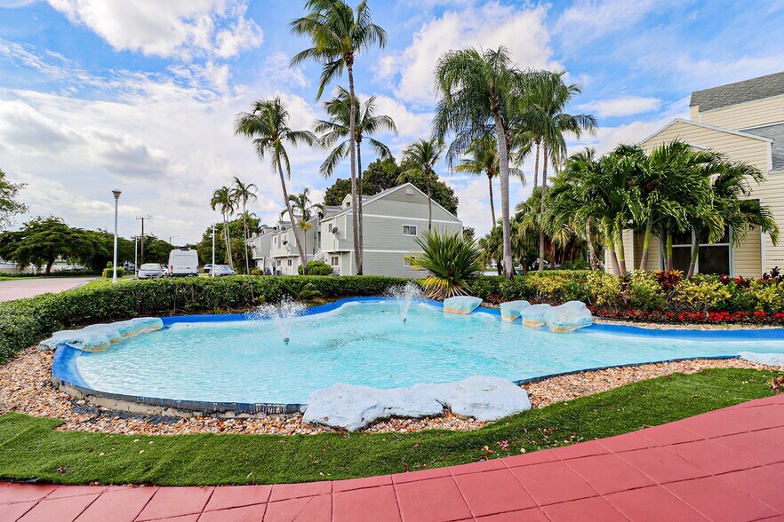 Building Photo - 3453 NW 44th St