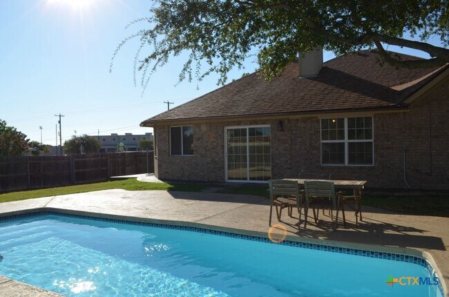 Building Photo - 4411 Kit Carson Trail