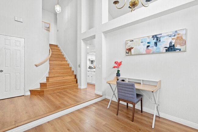 Building Photo - 1519 Walnut Ave