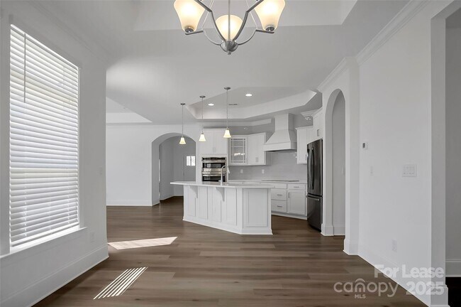 Building Photo - 3054 Constitution Ln