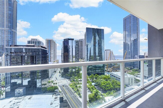 Building Photo - 1250 S Miami Ave