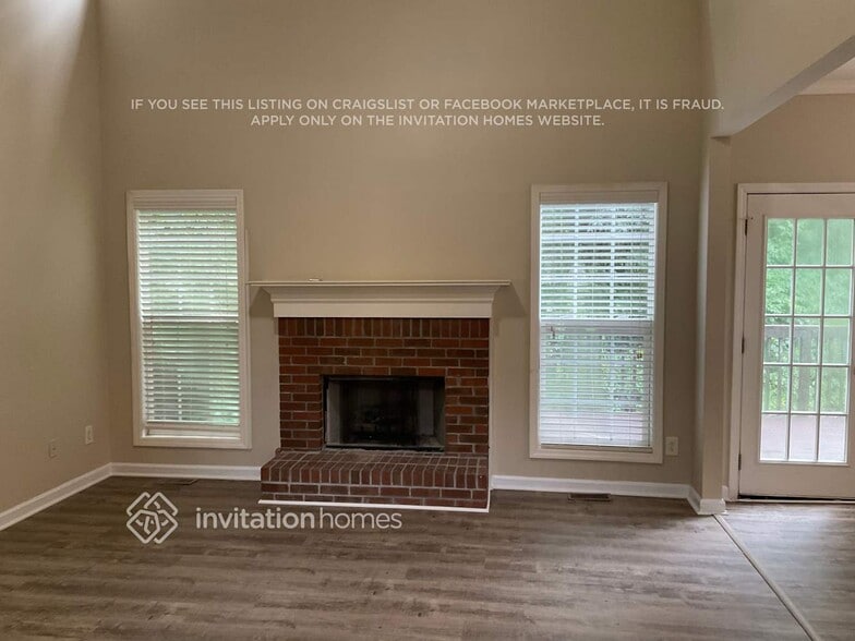 Building Photo - 4033 Rivermeade Dr SW