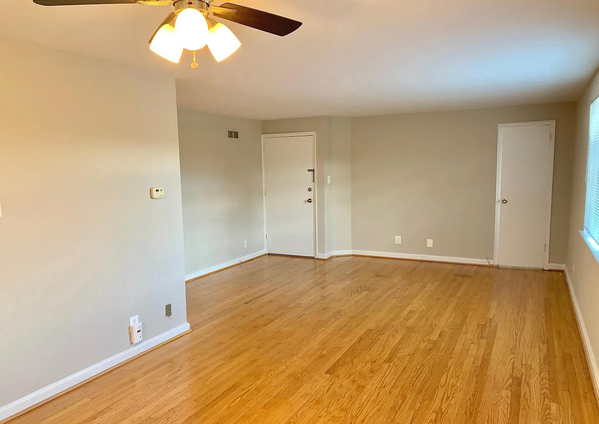Living Room - looking towards exit and closet - 2615 13th Rd S
