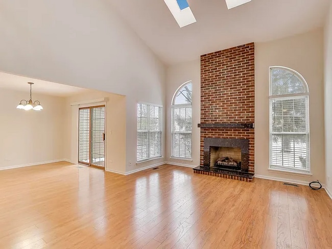 Building Photo - 716 Clover Hill Ct