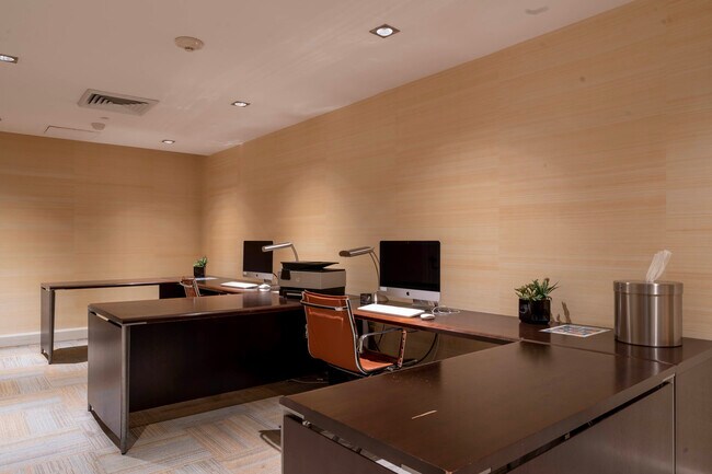 Building Photo - 951 Brickell Ave