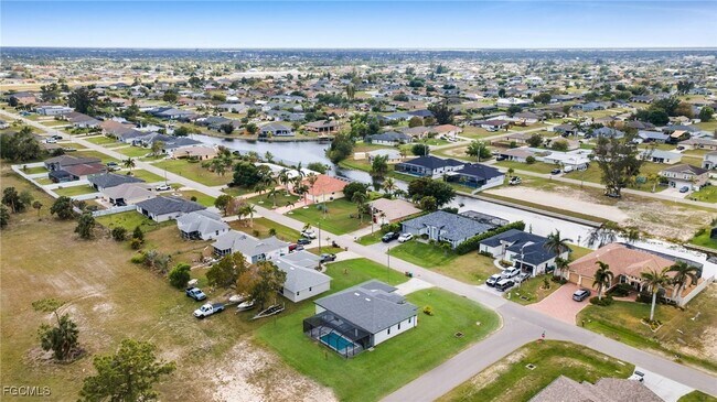 Building Photo - 1201 SW 8th Pl