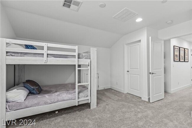 Building Photo - Elevated Desert Living with Strip & Mountain Views – Fully Furnished 6-Bedroom Retreat!