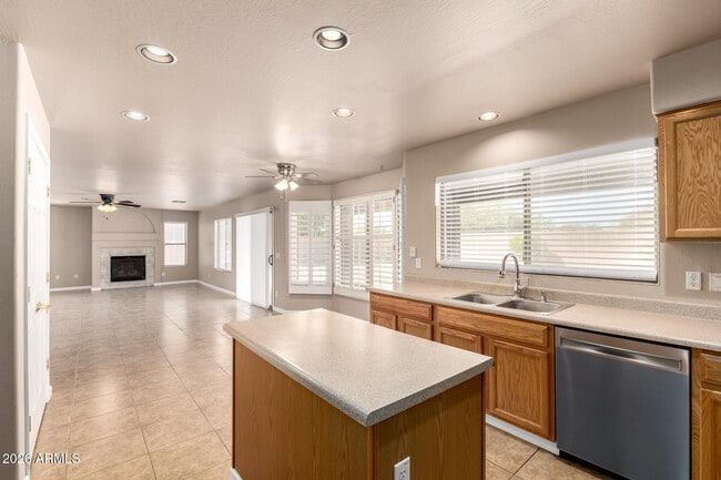 Building Photo - 1776 S 156th Ln