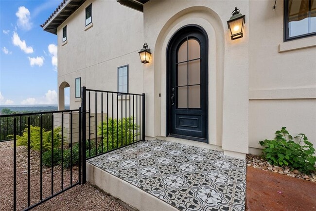 Building Photo - 403 Rose Branch Way