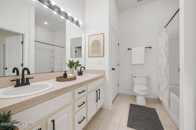 Building Photo - 5973 Pavilion Dr