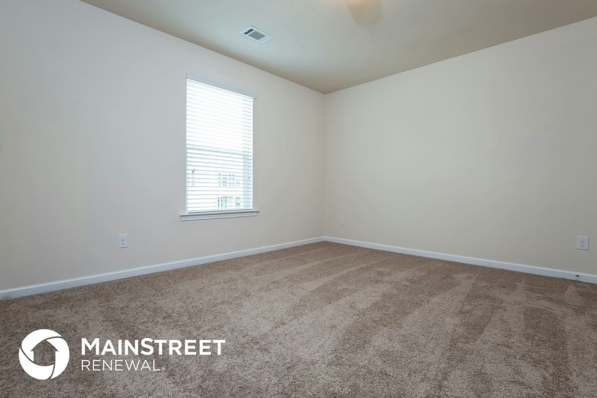 Building Photo - 2515 Queen Bee Dr