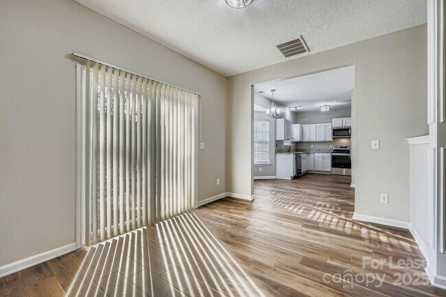 Building Photo - 3538 Joel Turner Dr