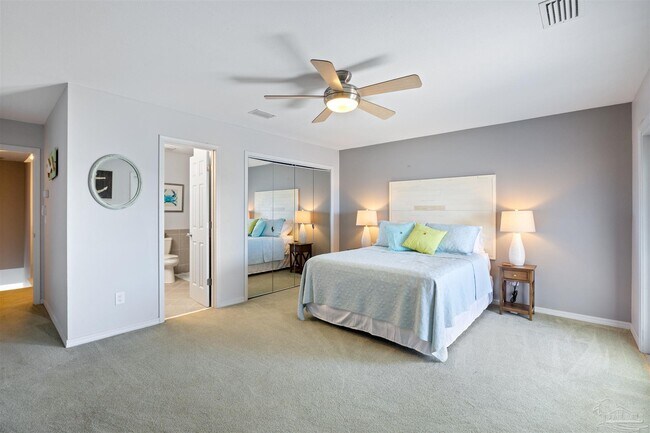 Building Photo - 14180 River Rd