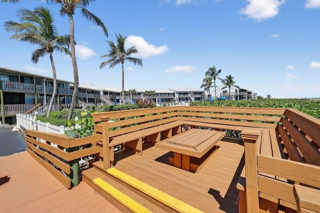 Building Photo - 2355 NE Ocean Blvd