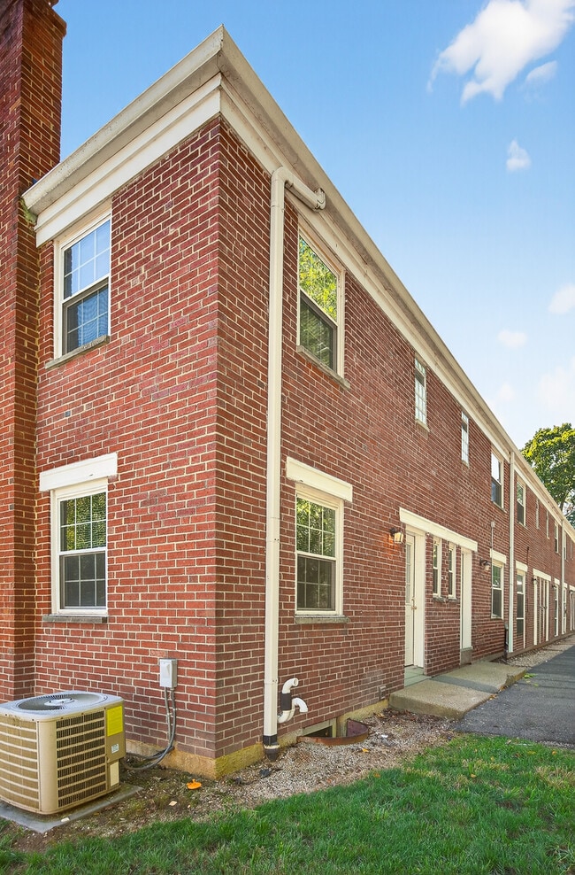 Erie Townhomes Exterior - Erie Townhomes