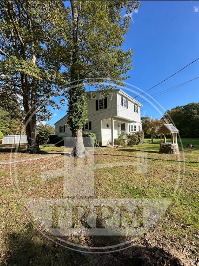 Building Photo - {354 Division Rd Dartmouth, MA} 3 Bedrooms...