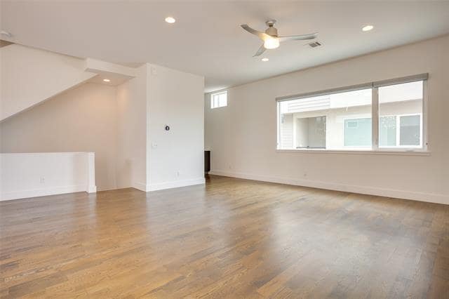 Building Photo - 1205 Hyde Ct