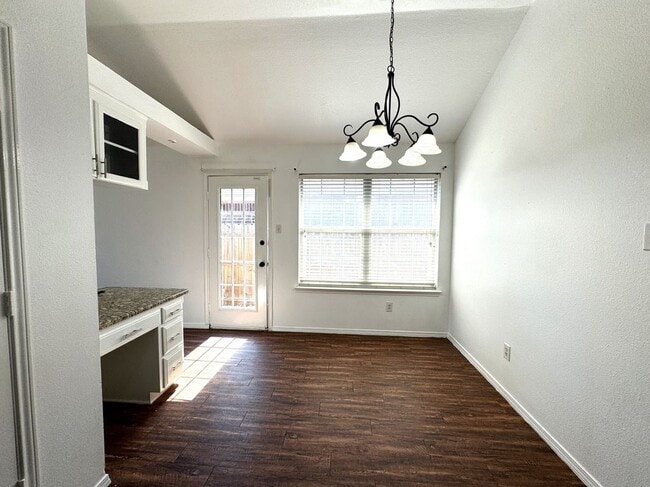 Building Photo - 8732 San Joaquin Trail