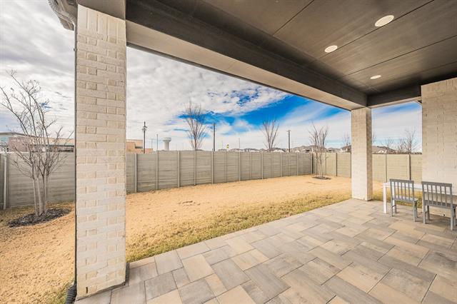 Building Photo - 2105 Tremont Dr