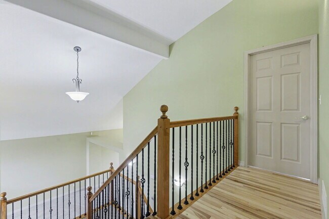 Building Photo - 5322 Balsam St