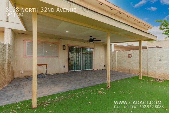 Building Photo - 8128 N 32nd Ave