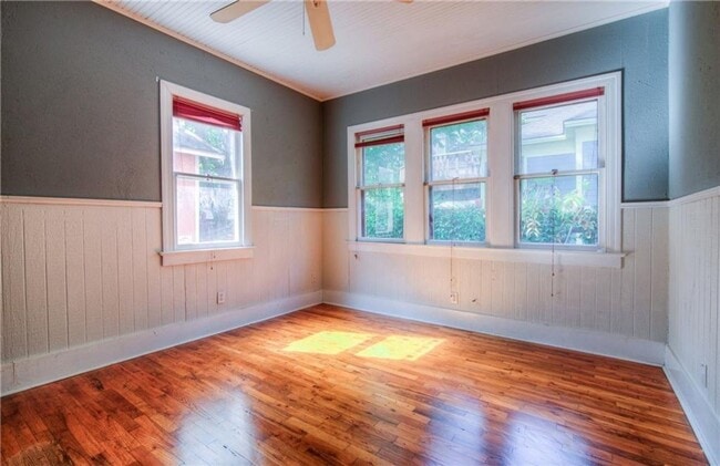 Building Photo - 4517 Avenue F