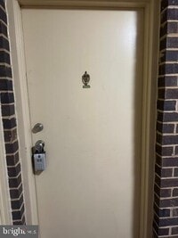 Building Photo - 10204 Prince Pl