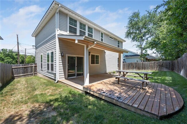 Building Photo - 1311 Fort Branch Blvd