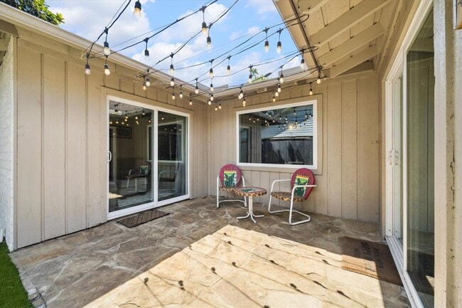 Building Photo - 18438 Point Lookout Dr