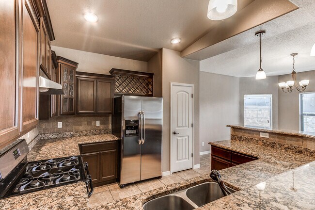 Building Photo - 5444 Pedro Lucero Dr