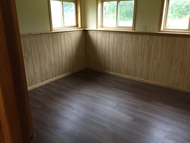 Building Photo - 3 Bed 2 Bath Single Family Home in Elcho