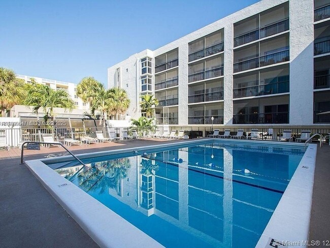 Building Photo - 201 178th Dr