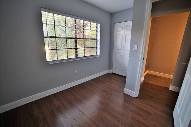 Building Photo - 10260 Turkey Lake Rd