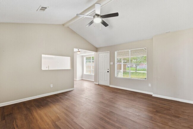 Building Photo - 3120 Royal St