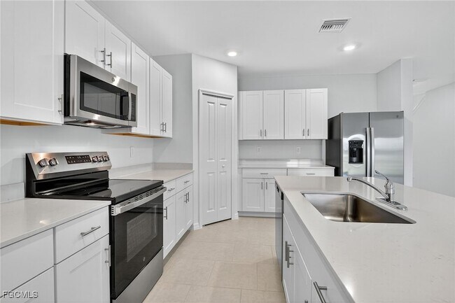 Building Photo - 19525 Fairhill Ct