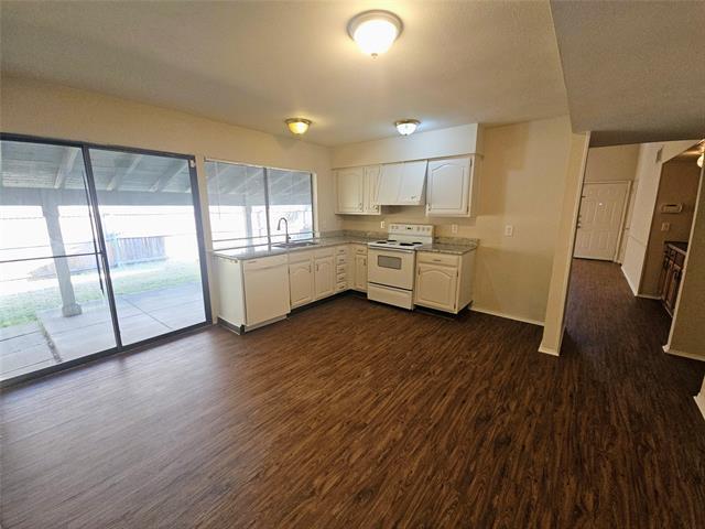 Building Photo - 4708 Woodfield Dr