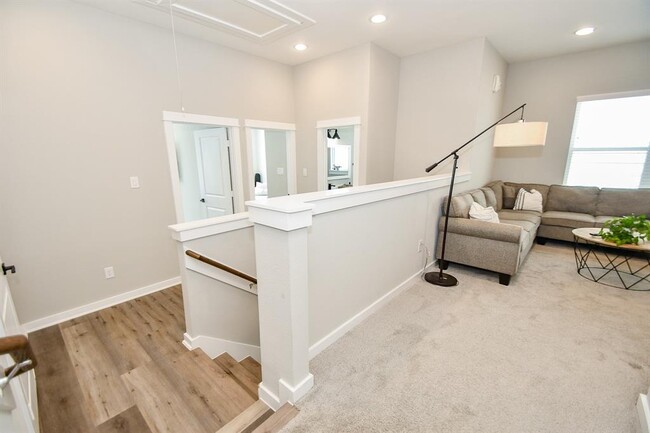 Building Photo - 8432 Berry Brush Ln