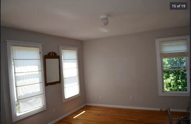 Building Photo - East Rock 3BR/2BA Penthouse | Private Sky Terrace | Vaulted Ceilings | Walk to Yale SOM