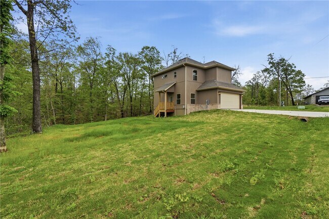 Building Photo - 276 Kinross Dr
