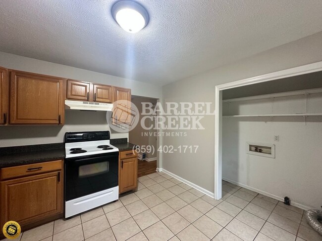 Building Photo - 308 Bond St