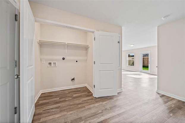 Building Photo - 15708 Del Norte Dr