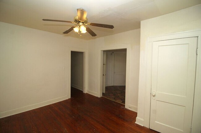 Building Photo - 3209 Guilford Ave