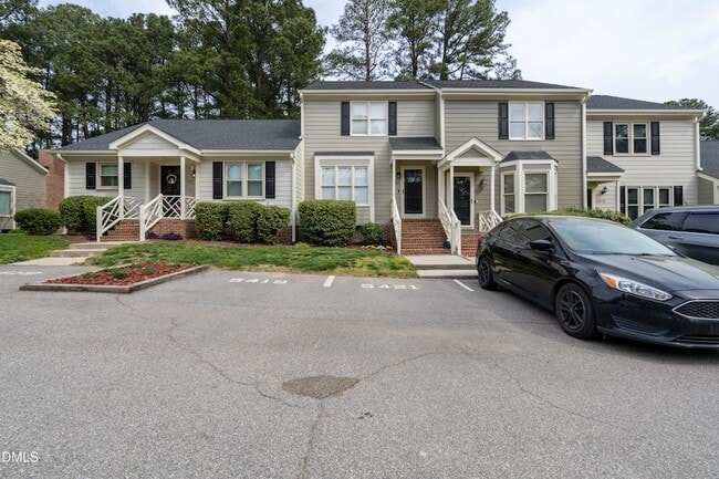 Building Photo - 5419 Sharpe Dr