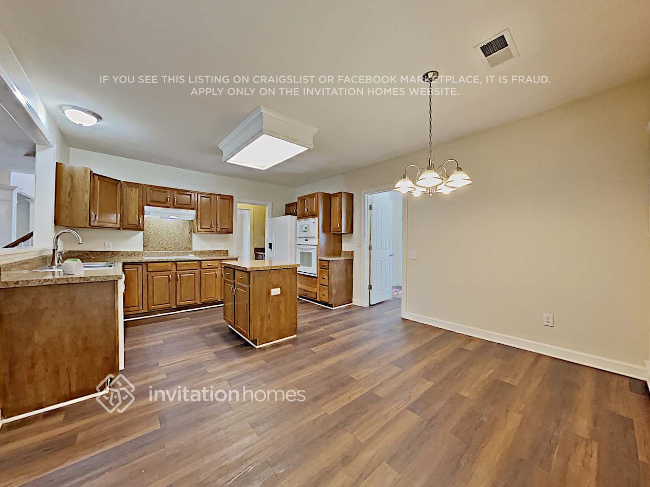 Building Photo - 8934 Lizzie Ln