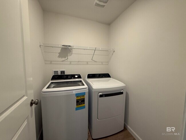 Building Photo - 19382 Ghost Horse Dr