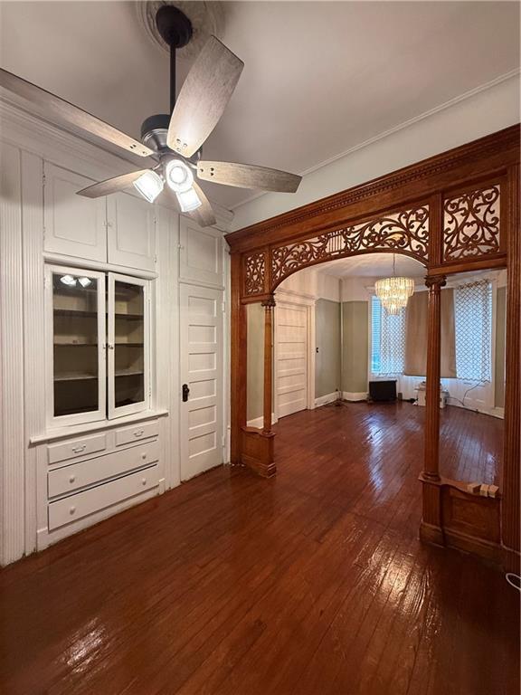 Building Photo - 650 54th St