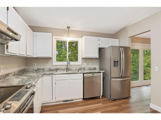 Building Photo - 8616 Windward Cir