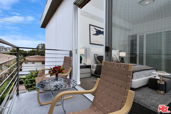 Building Photo - 11610 Ohio Ave