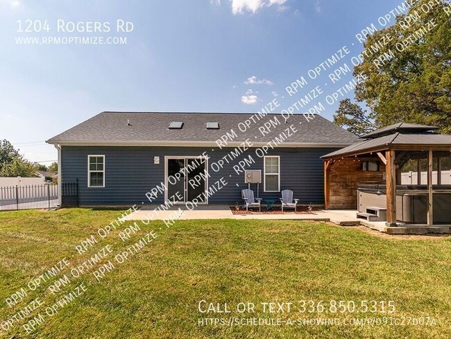 Building Photo - 1204 Rogers Rd